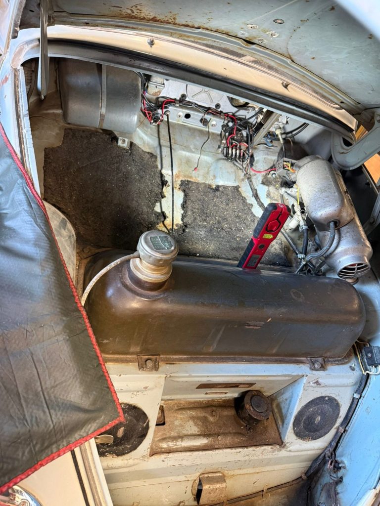 Oval Beetle Under Bonnet Fuel Tank Eberspacher Heater